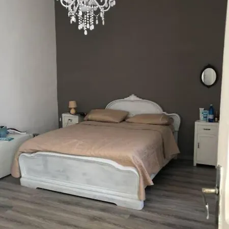 Holiday home Casa Di Nonno Peppe *